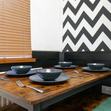 Broadway Belfast! Central Location! Sleeps 6! Eksteriør bilde