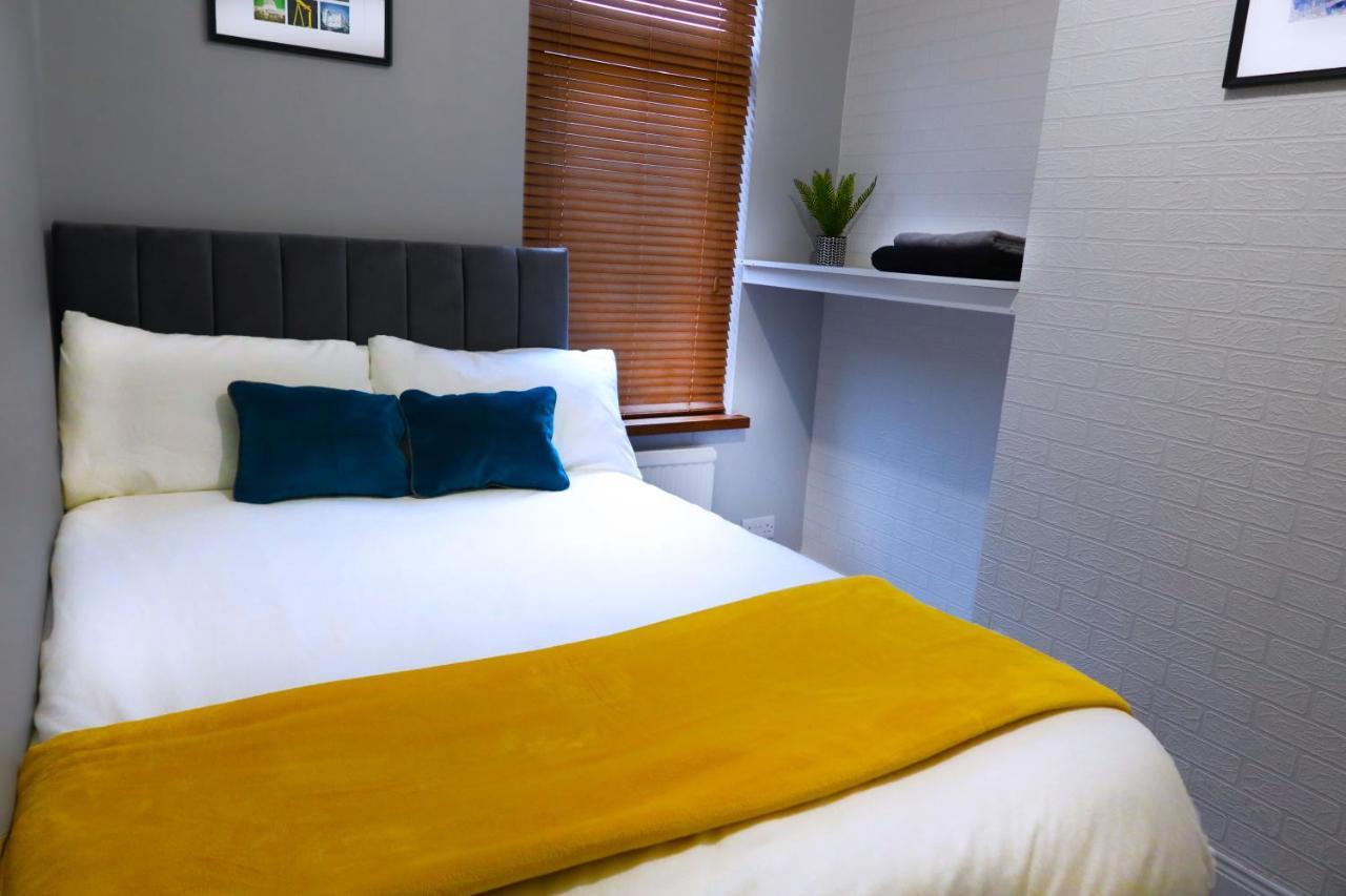 Broadway Belfast! Central Location! Sleeps 6! Eksteriør bilde