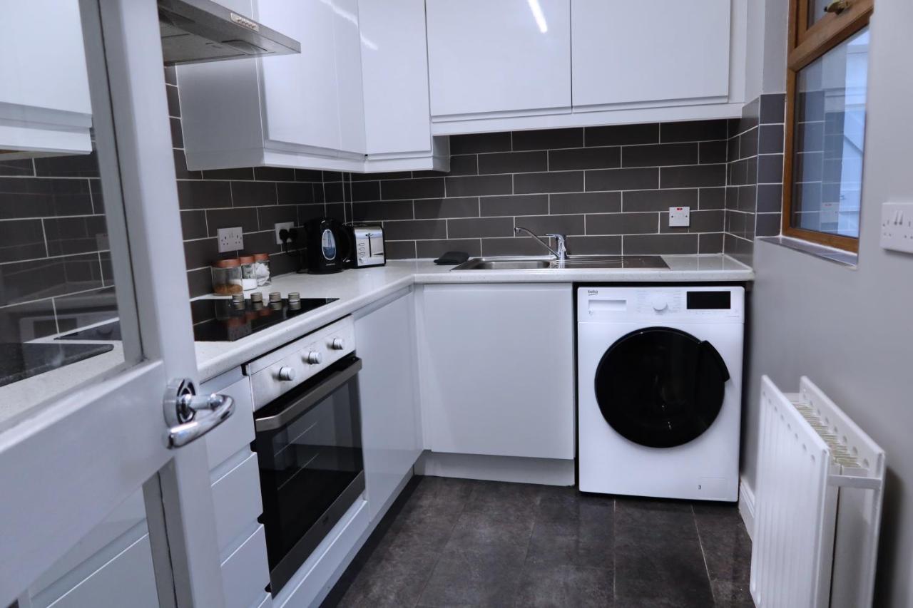 Broadway Belfast! Central Location! Sleeps 6! Eksteriør bilde