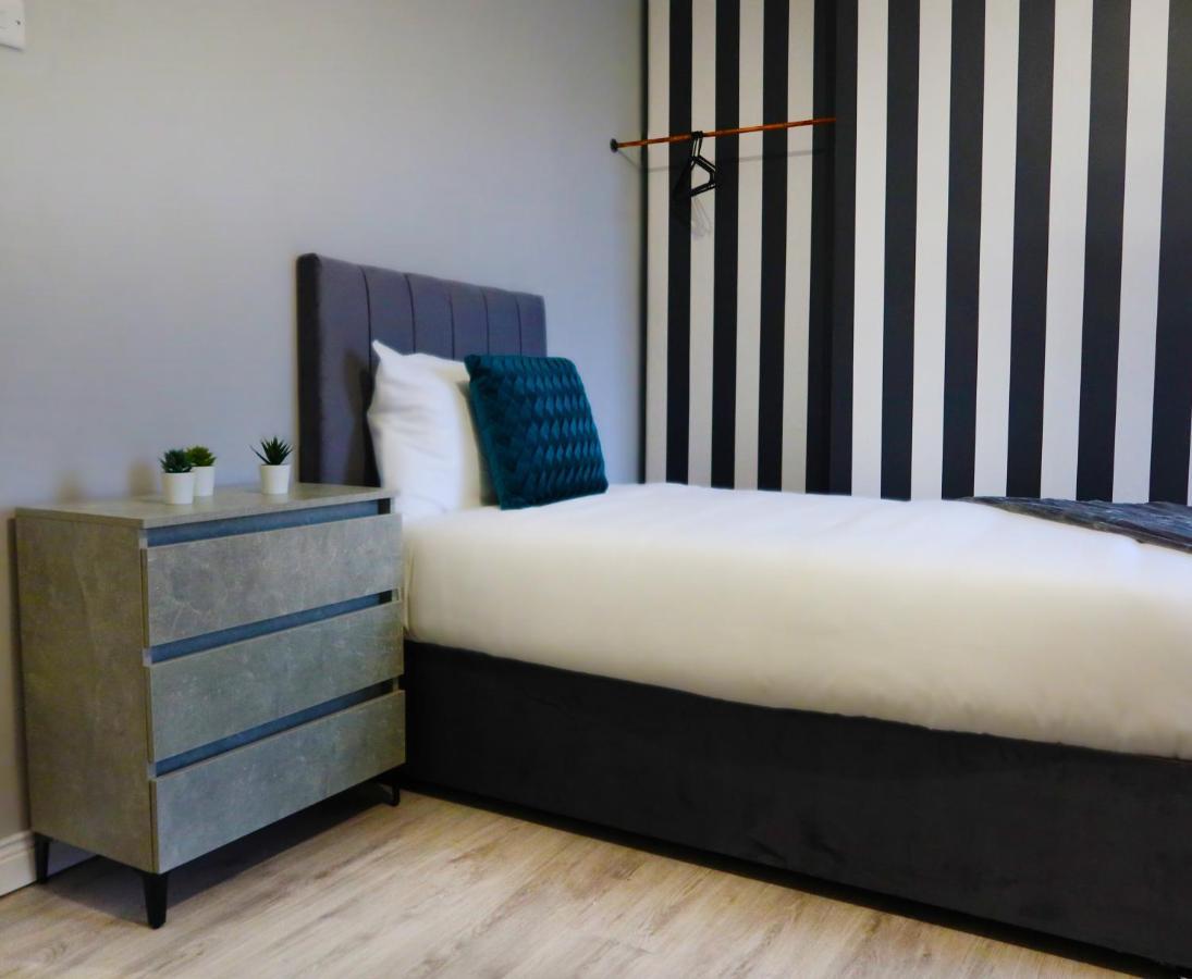 Broadway Belfast! Central Location! Sleeps 6! Eksteriør bilde