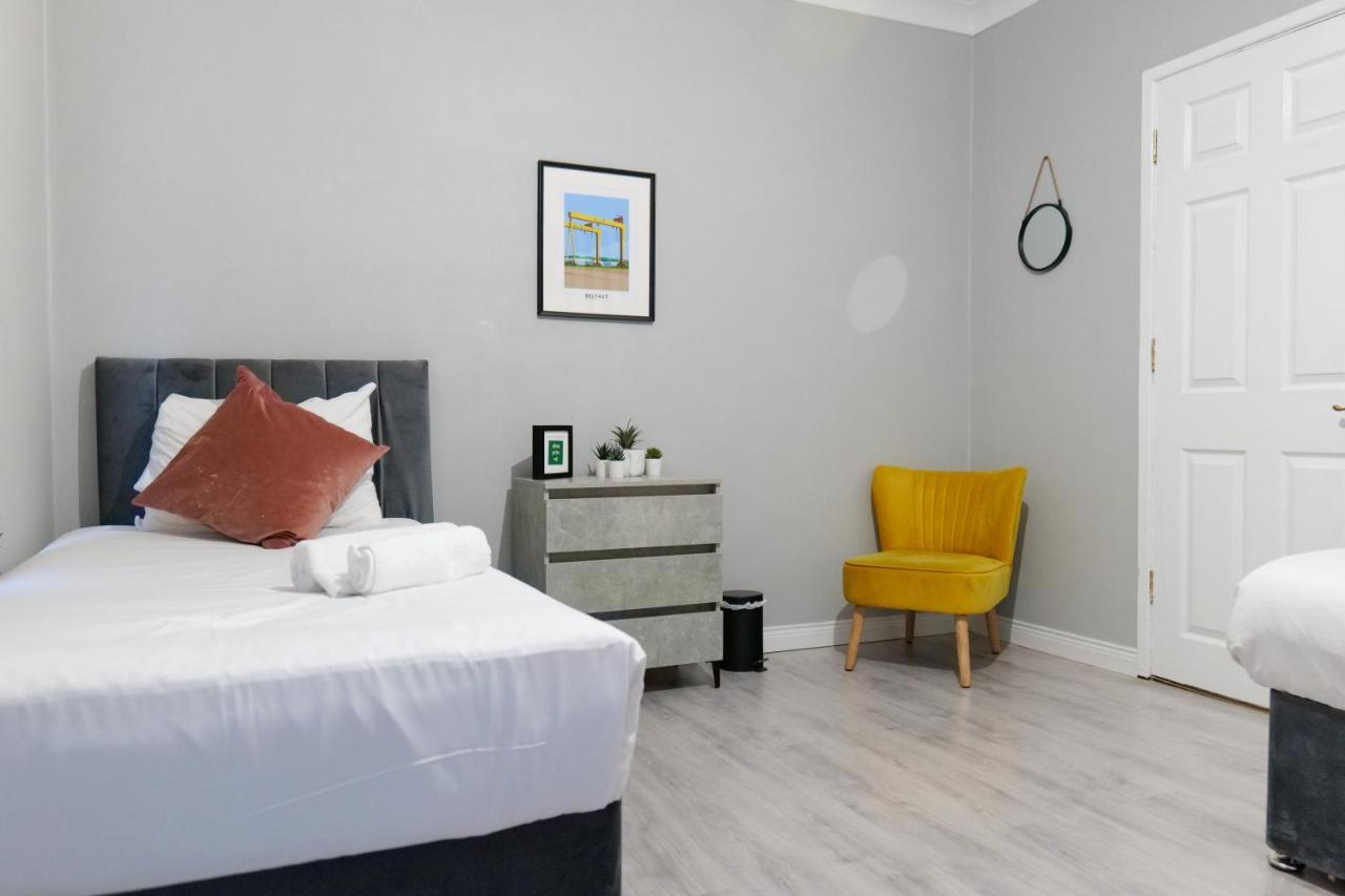 Broadway Belfast! Central Location! Sleeps 6! Eksteriør bilde