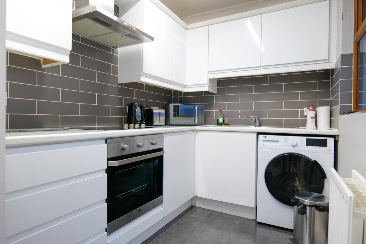 Broadway Belfast! Central Location! Sleeps 6! Eksteriør bilde